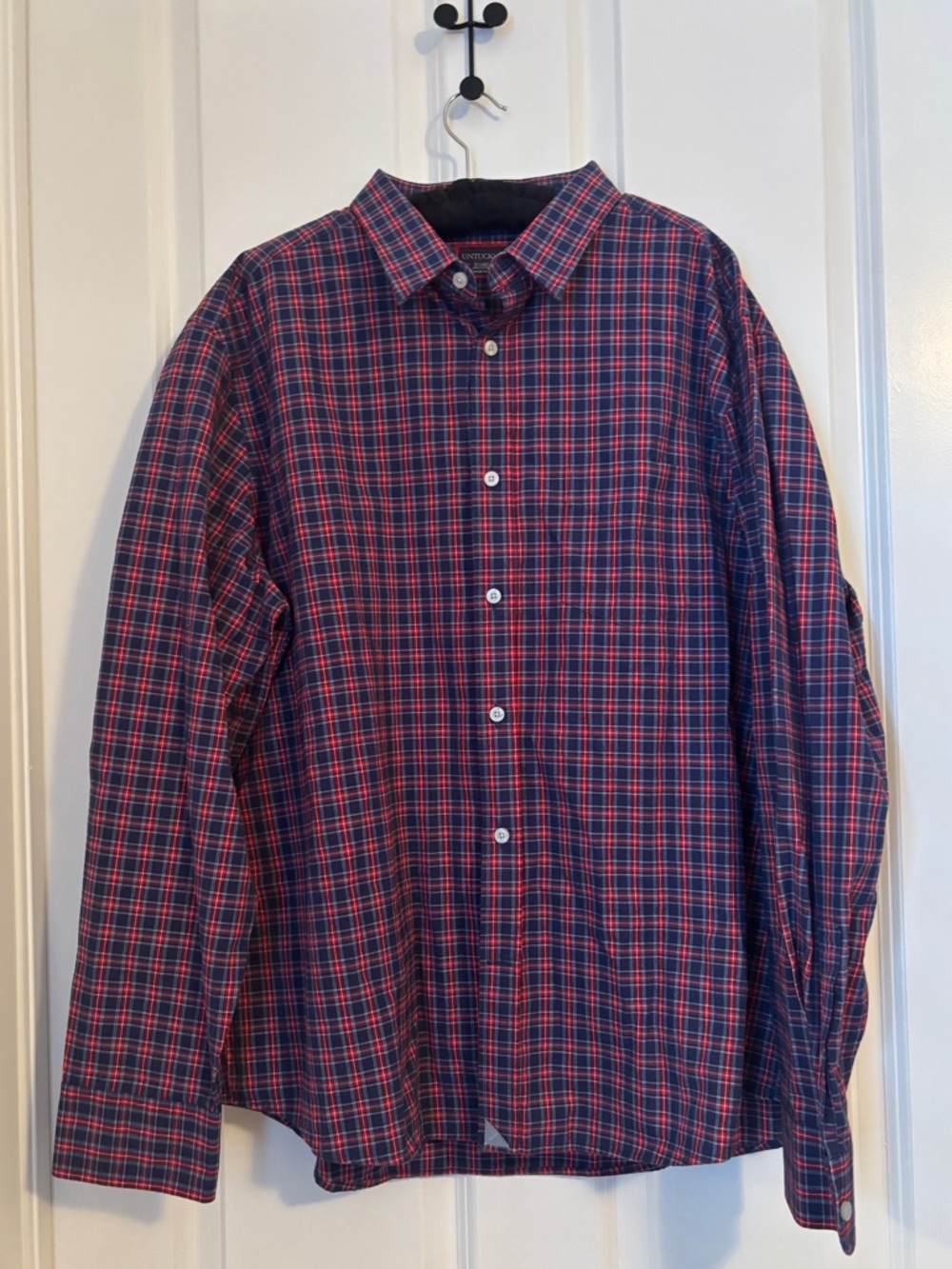 UNTUCKit Men's Plaid Button-Down Shirt - Navy & Red. Size  XL. 100% Cotton